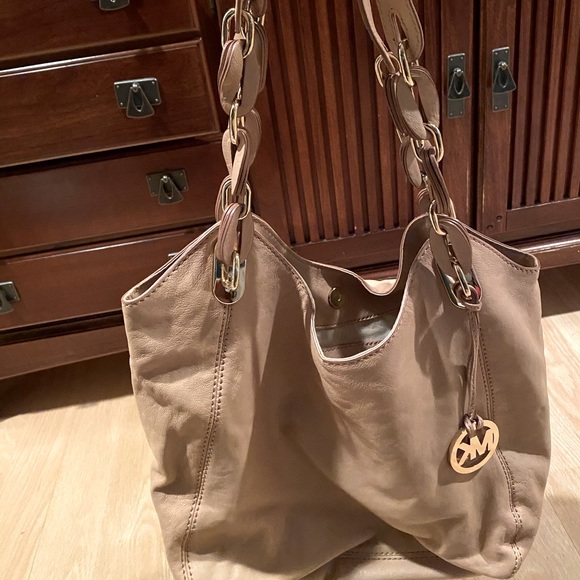 Michael Kors Tote - Picture 1 of 5